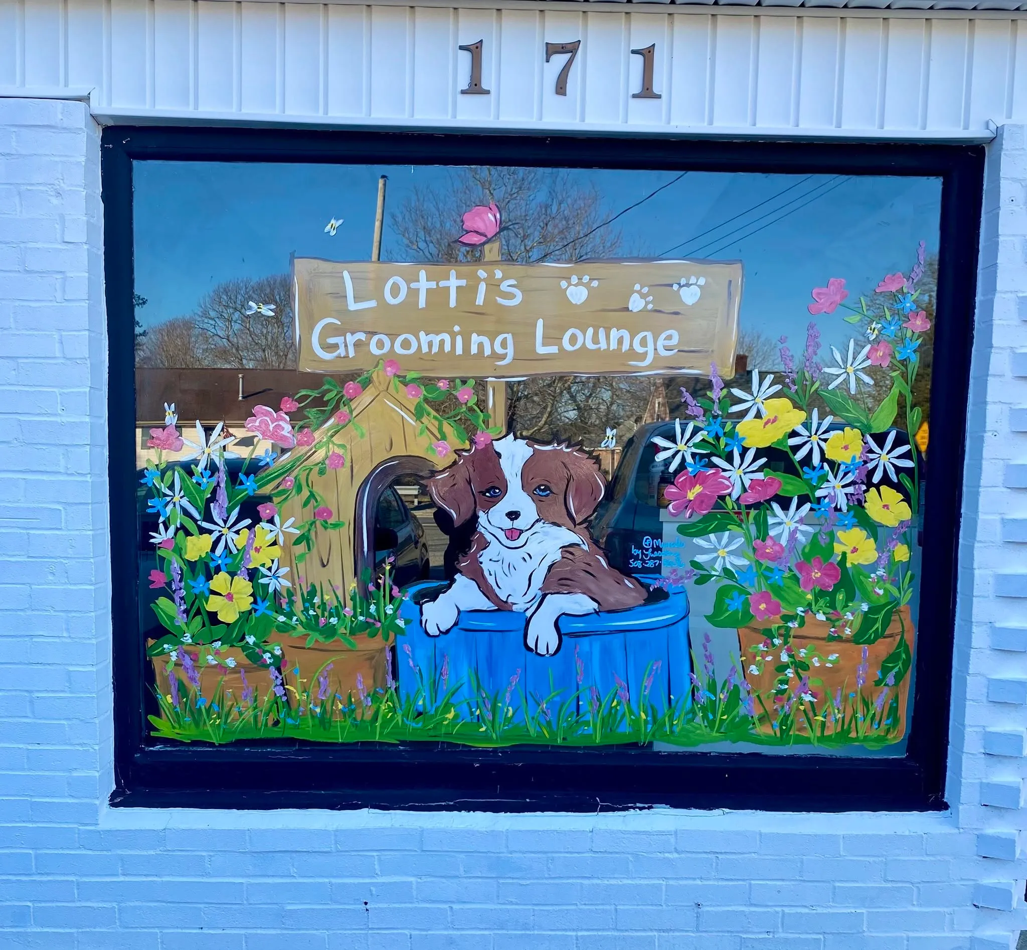 Lotti's Grooming Lounge background